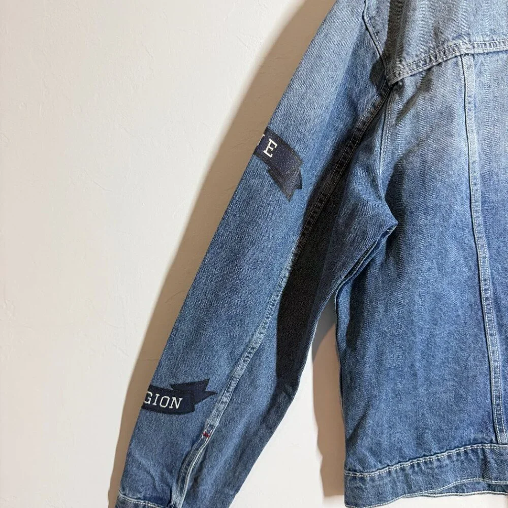 NWT Vintage inspired True Religion Denim Jacket Y2K 2002 Patches Medium Wash L